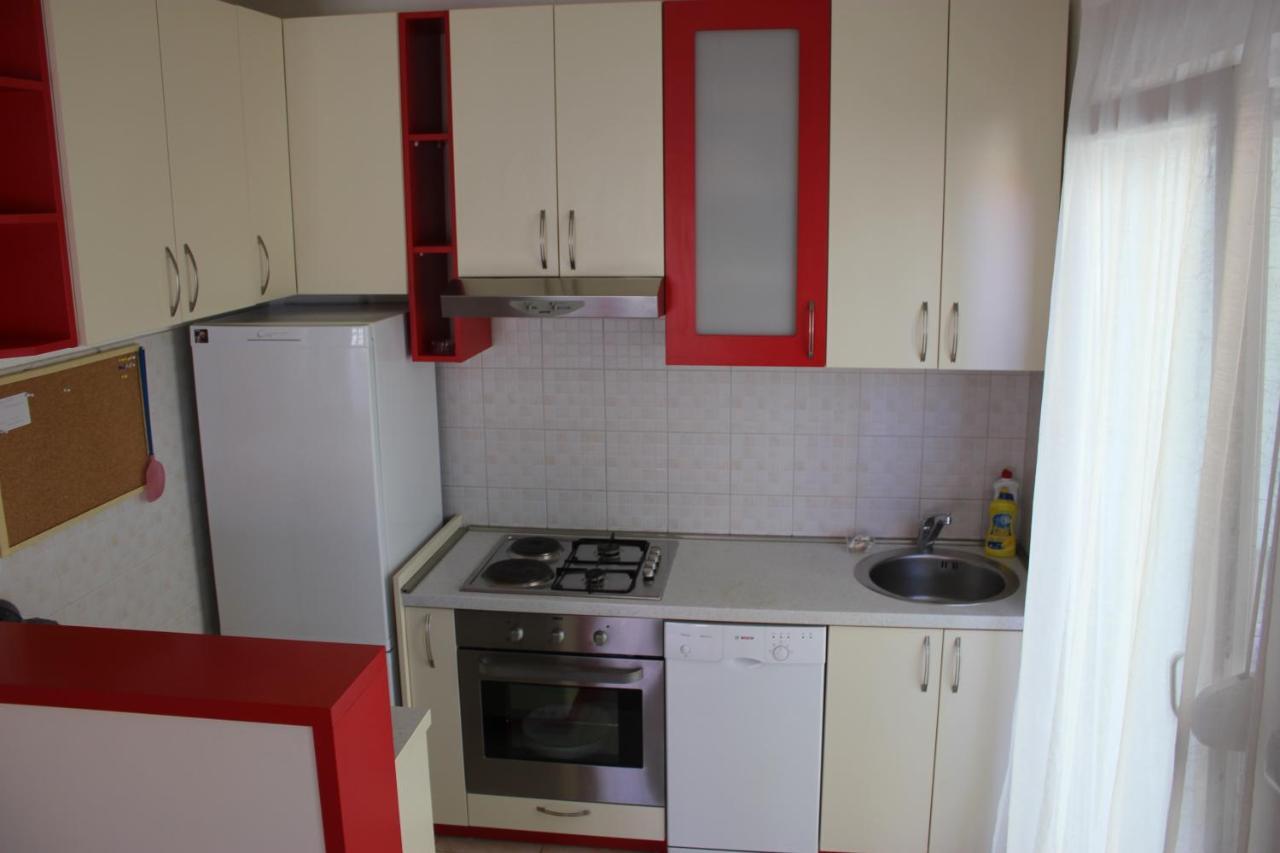 Toni Apartment Omis Luaran gambar