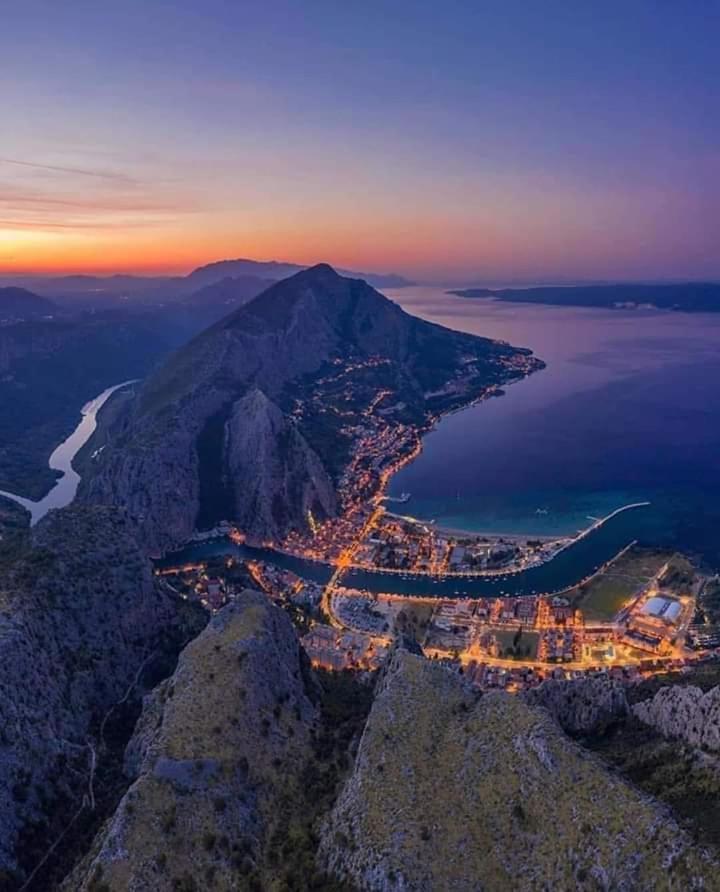 Toni Apartment Omis Luaran gambar